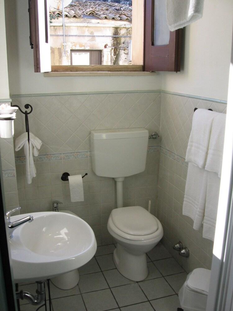 Hotel La Fontanella 3*